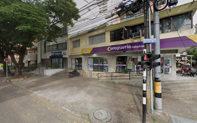 Droguería Alejandra - Farmacia en Medellín