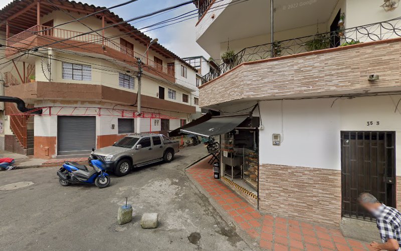 Droguería Alivio Total - Farmacia en Medellín