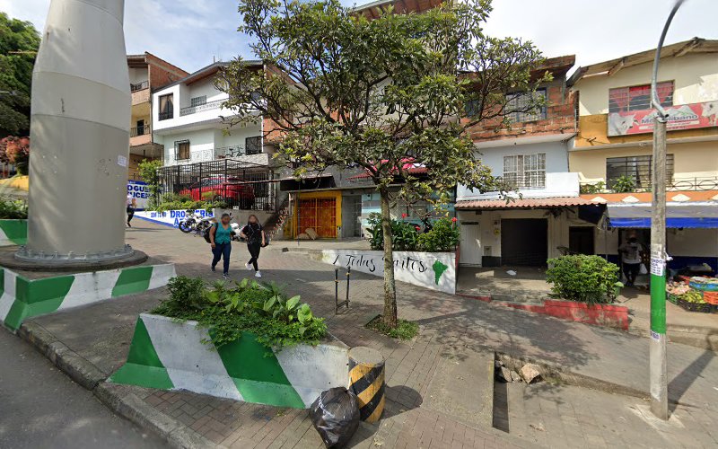 Droguería Azucena - Farmacia en Medellín