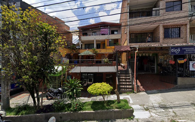 Droguería Buenos Aires - Farmacia en Medellín
