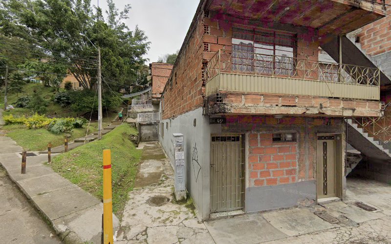 Droguería CALUTO - Farmacia en Medellín