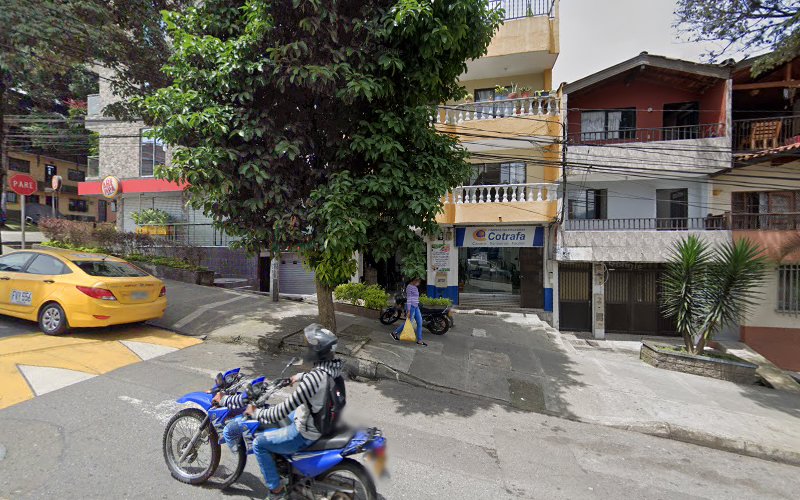 Droguería Capsula Vital - Farmacia en Medellín