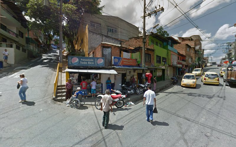 Droguería Constelación - Farmacia en Medellín