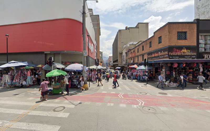 Droguería El Gran Milenio - Farmacia en Medellín