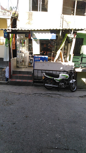 Droguería Farmacer - Farmacia en Medellín