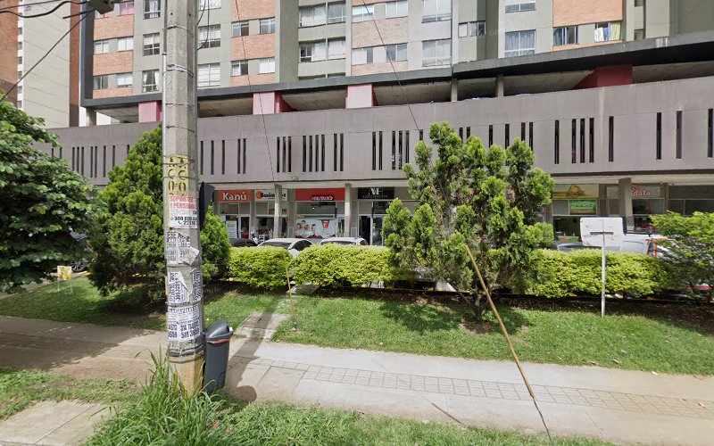 Drogueria Fátima - Tienda de comestibles, periódicos y medicamentos en Medellín