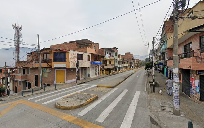 Droguería Genexis - Farmacia en Medellín