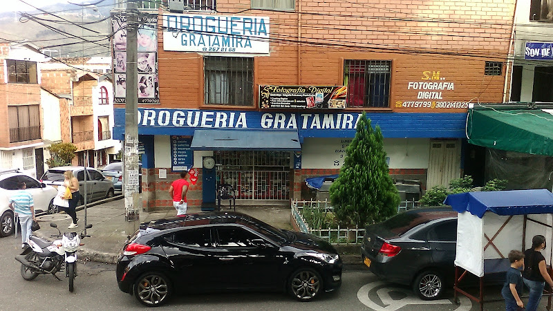 Droguería Gratamira - Farmacia en Medellín