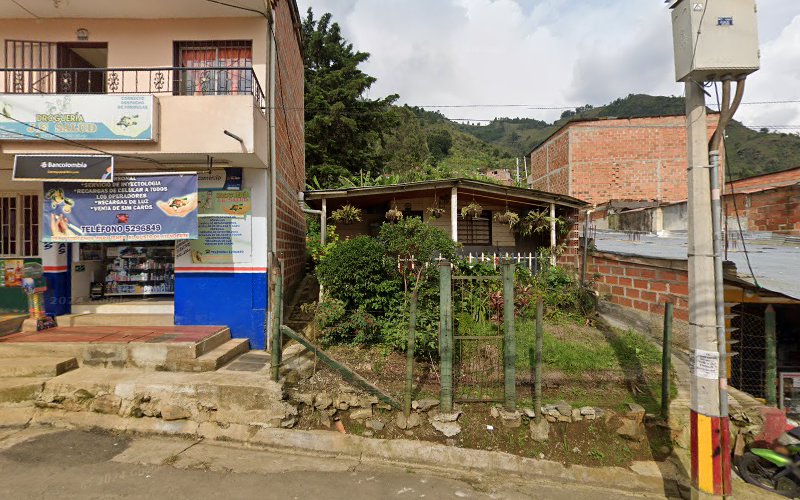 Droguería J.E Salud - Farmacia en Medellín