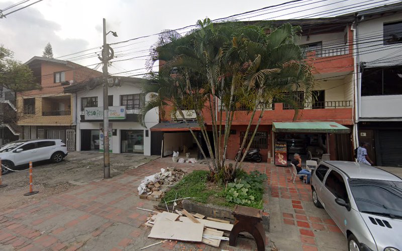 Droguería Kr65 - Farmacia en Medellín