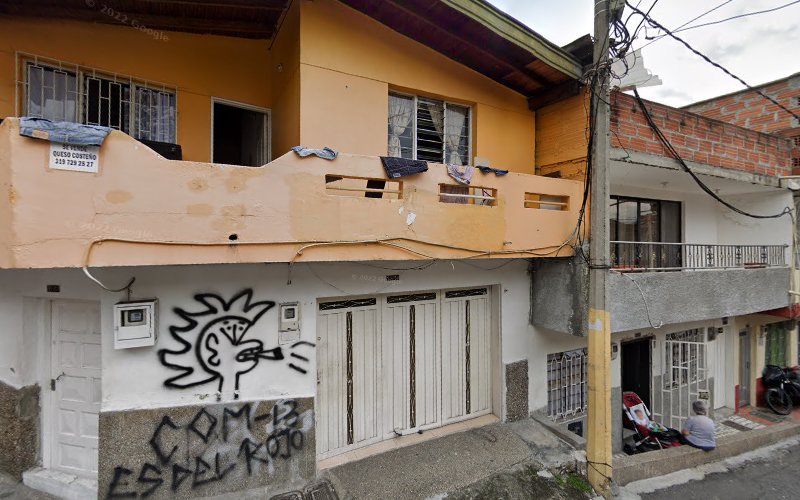 Droguería La 95 - Farmacia en Medellín