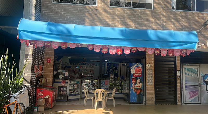 Droguería La Circular - Farmacia en Medellín