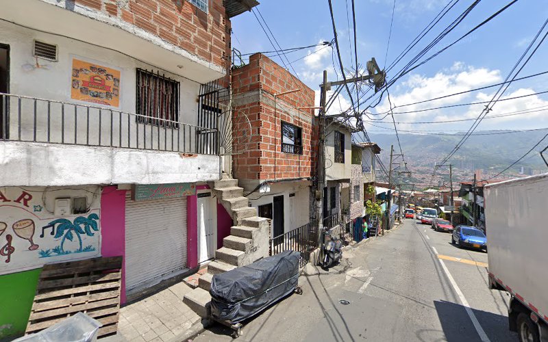 Droguería La Fortuna - Farmacia en Medellín