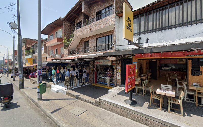 Droguería La Mejor Salud - Farmacia en Medellín