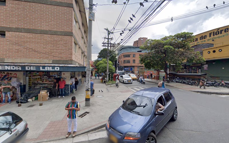 Droguería La Oriental S.a.s. - Farmacia en Medellín