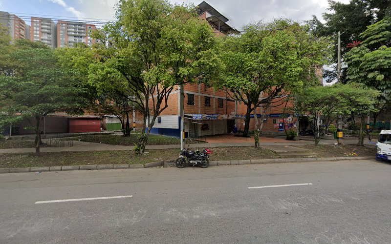 Drogueria La Riviera - Farmacia en Medellín