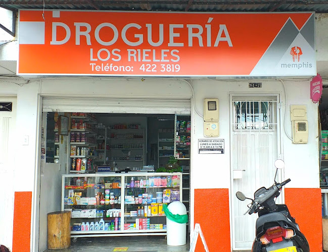 Droguería Los Rieles - Farmacia en Medellín
