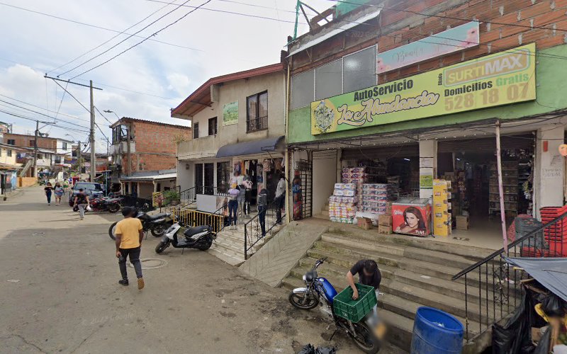 Drogueria Maria Cano Carambolas - Farmacia en Medellín