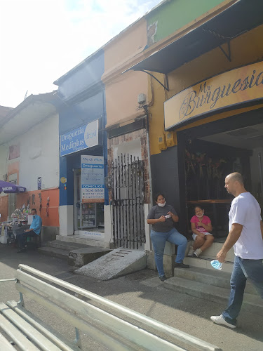 Droguería MediPlus Tranvía - Farmacia en Medellín