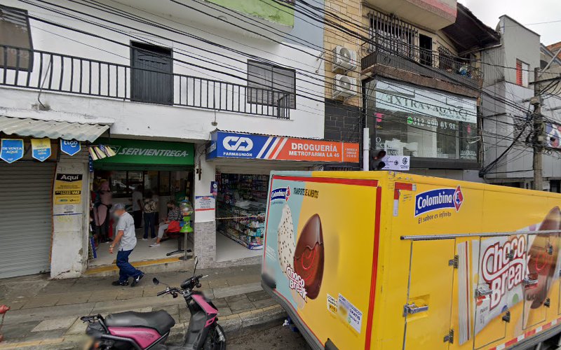 Droguería Metrofarma La 45 - Farmacia en Medellín