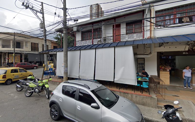 Droguería Mi Placita - Farmacia en Medellín