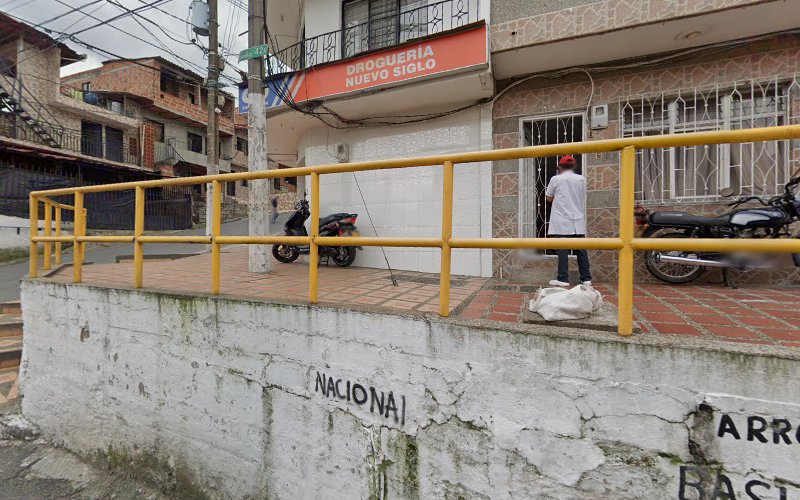 Droguería Nuevo Siglo - Farmacia en Medellín