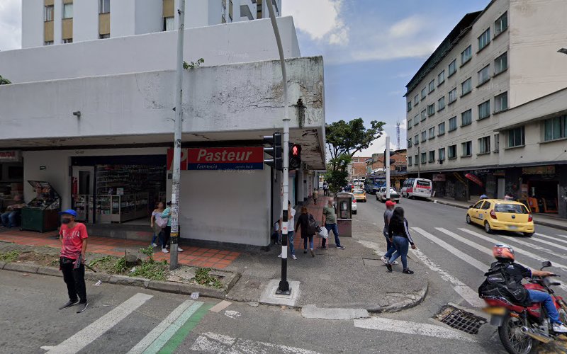 Drogueria Pasteur Girardot - Farmacia en Medellín