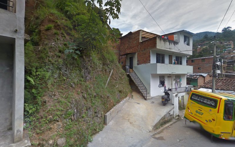 Droguería Pharma Sure - Farmacia en Medellín