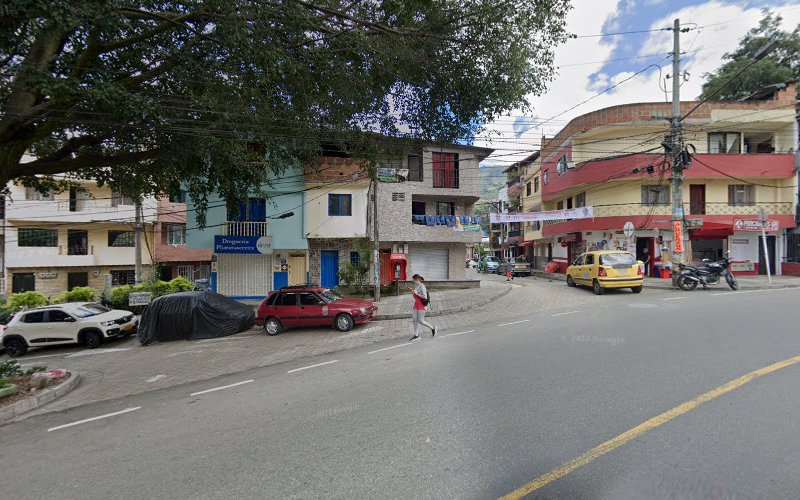 Droguería Pharmaservice - Farmacia en Medellín