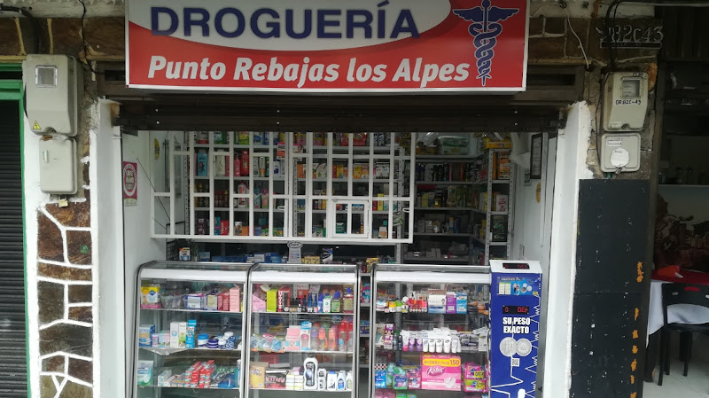 Droguería Punto rebajas los alpes - Farmacia en Medellín