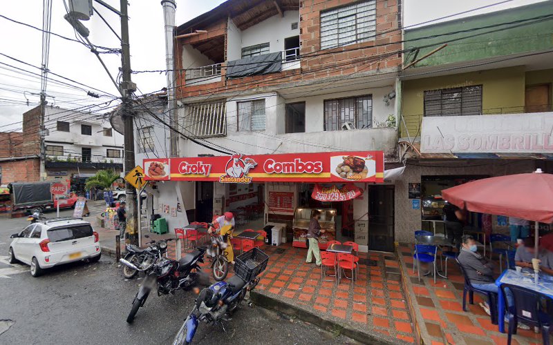 Droguería San Carlos - Farmacia en Medellín
