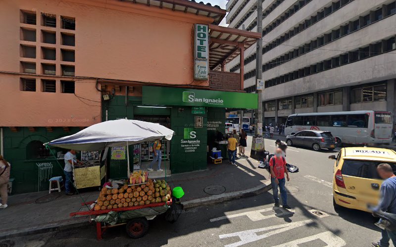 Droguería San Ignacio - Farmacia en Medellín