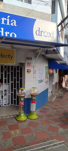 Drogueria San Isidro - Farmacia en Medellín