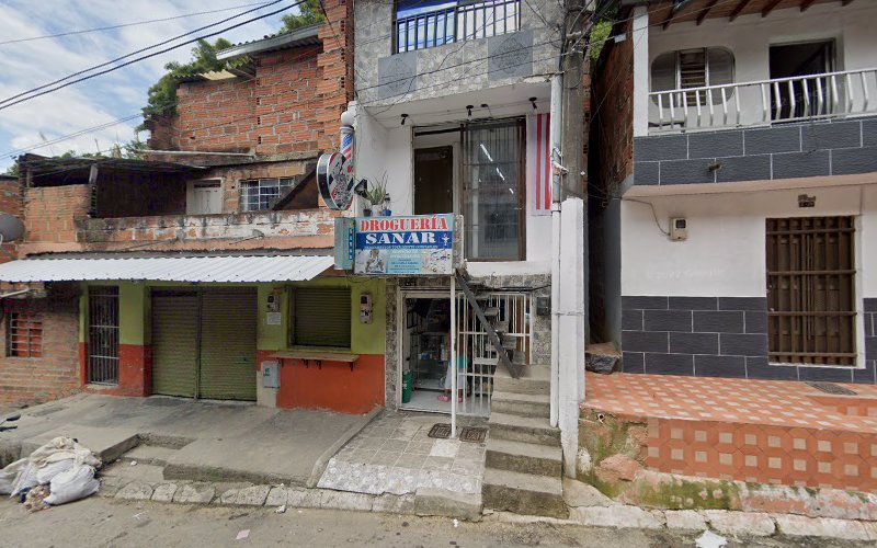 Droguería Sanar - Farmacia en Medellín