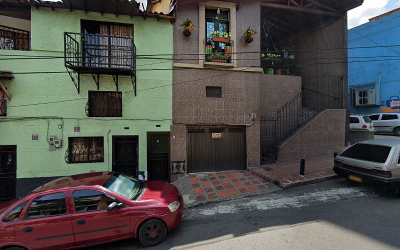 Droguería Servimedic - Farmacia en Medellín