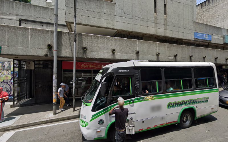 Droguería Tododrogas #14 - Farmacia en Medellín