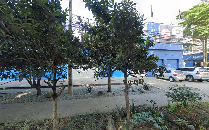 drogueria Universo Farma - Farmacia en Medellín