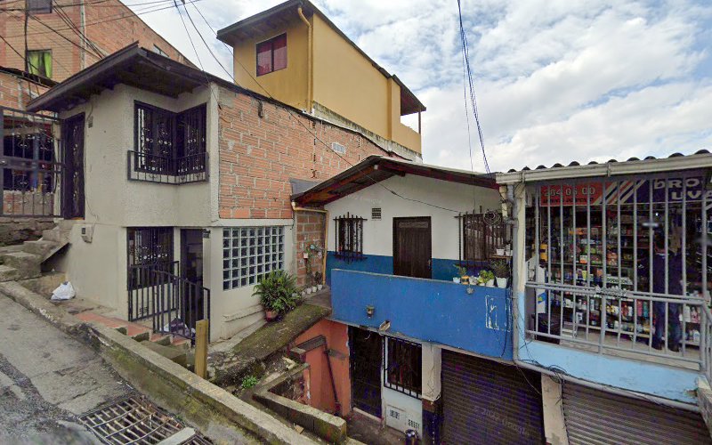 Drogueria Uvapar - Farmacia en Medellín