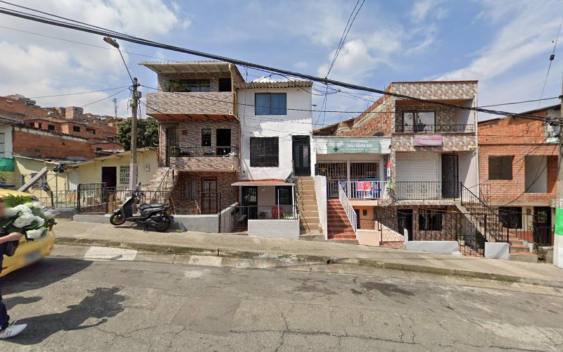 Droguería Yesalandre - Farmacia en Medellín