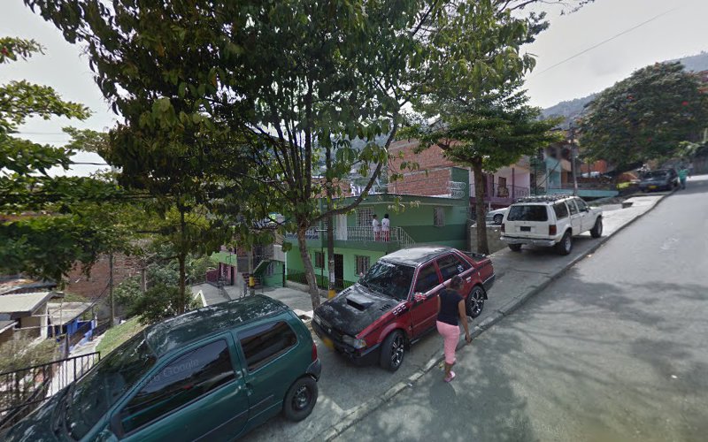 Droguería Yomal - Farmacia en Medellín