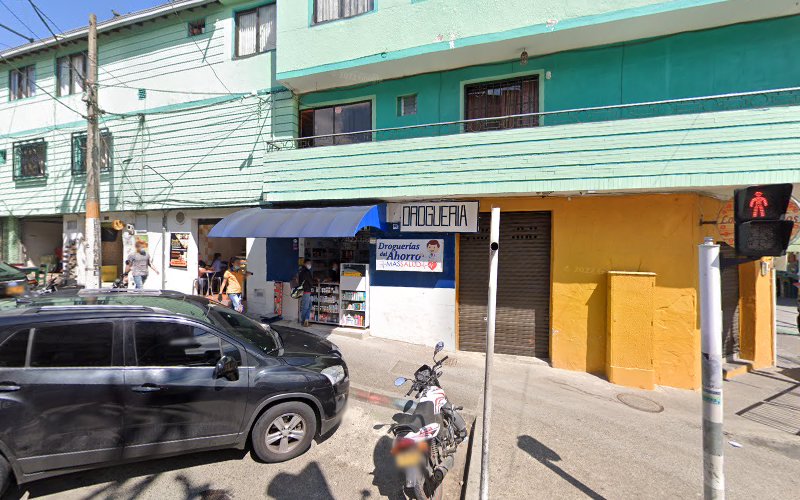 Droguerías Del Ahorro Mas Salud - Farmacia en Medellín