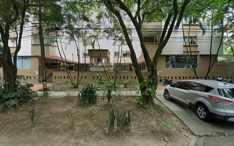 Droguerías Galénica - Farmacia en Medellín