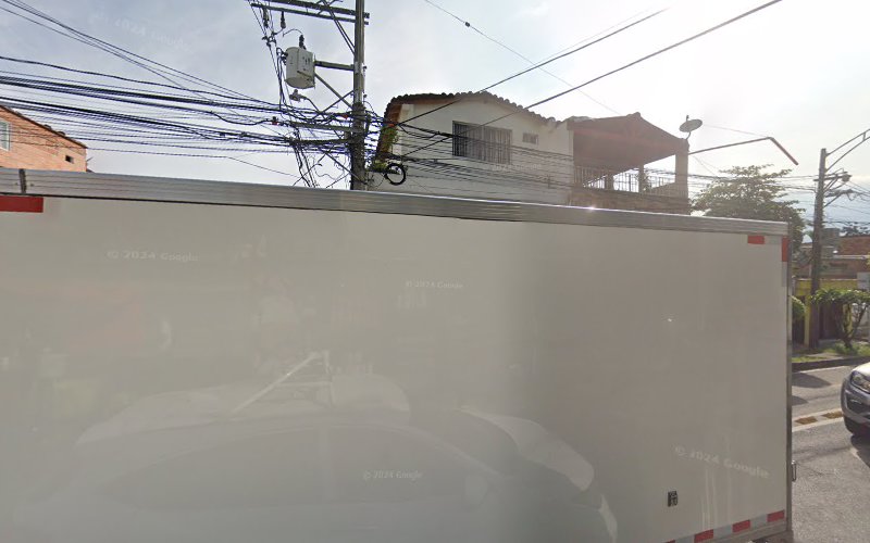 DROGUERIAS UNO-A 3 - Farmacia en Medellín