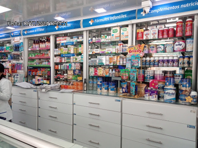 Farmacenter Droguería Comuna 13 - Farmacia en Medellín