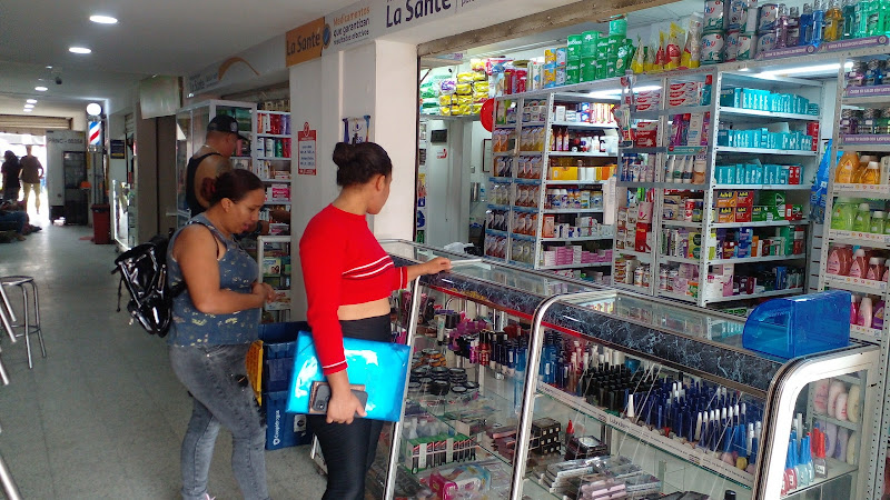Farmacia altos de San Juan - Farmacia en Medellín