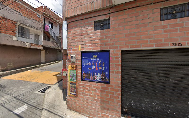 Farmacia Bio-Center - Farmacia en Medellín