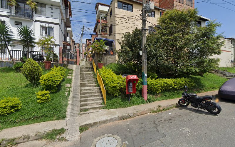 Farmacia El Diamante - Comercio en Medellín