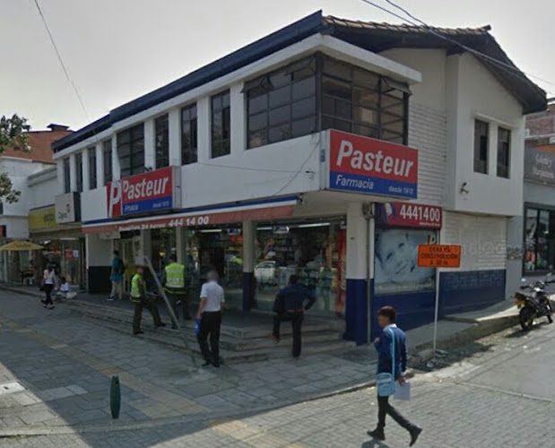 Farmacia Pasteur Avenida El Poblado - Farmacia en Medellín