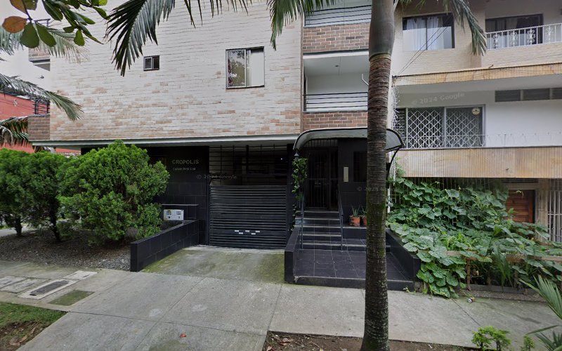 FARMASALUD JB - Farmacia en Medellín