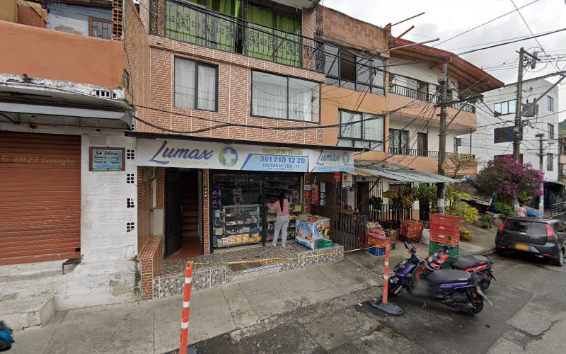 Lumax Droguería - Farmacia en Medellín